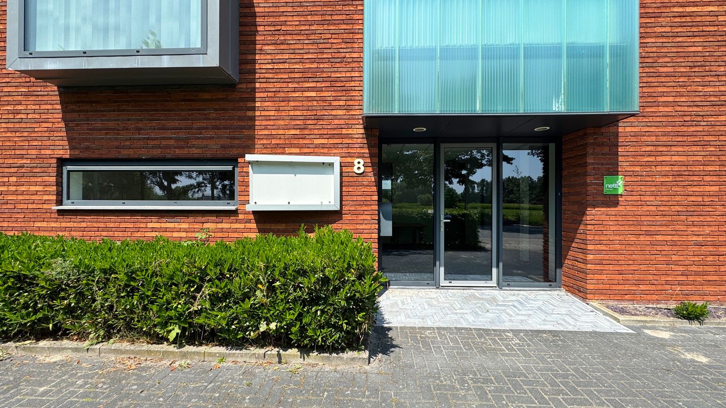Bekijk foto 3 van Verlengde Bremenweg 8