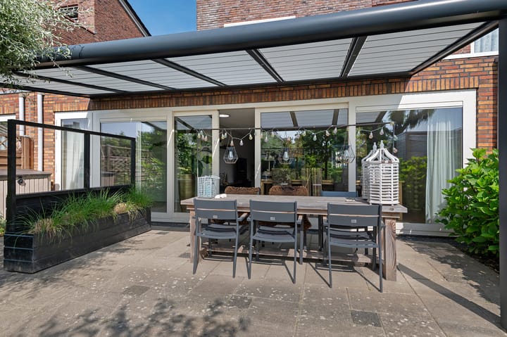 Foto 8 van Atletiekstraat 23