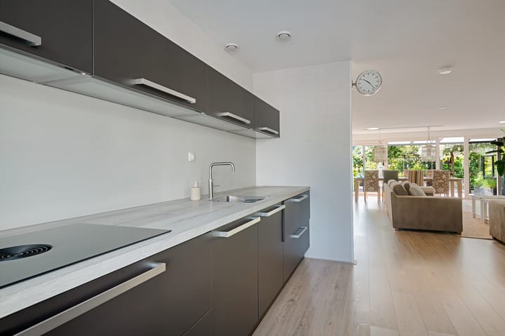 Foto 15 van Atletiekstraat 23