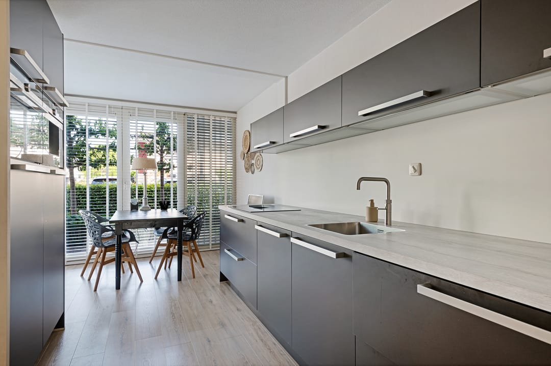 Foto 16 van Atletiekstraat 23