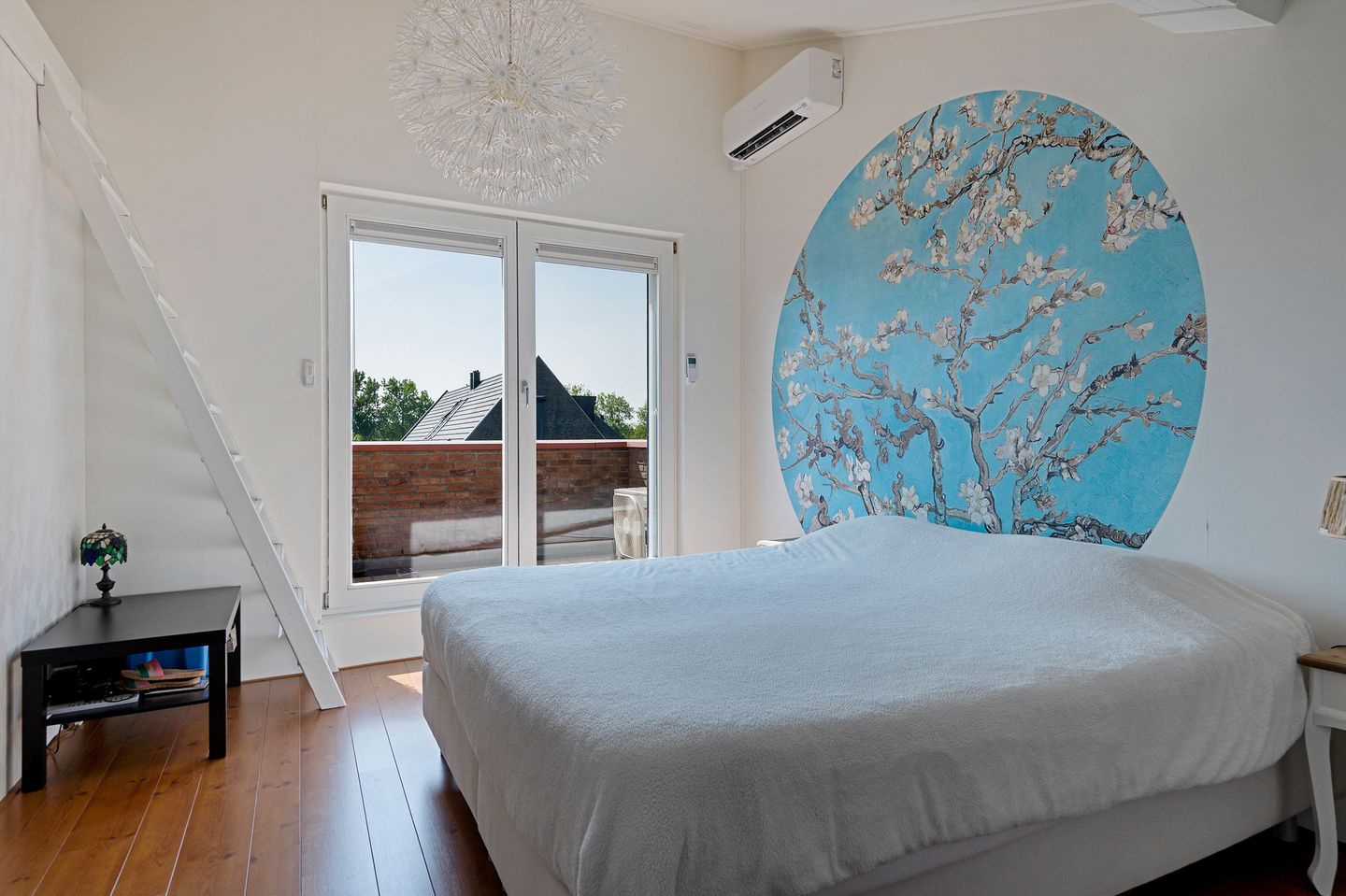 Foto 34 van Atletiekstraat 23