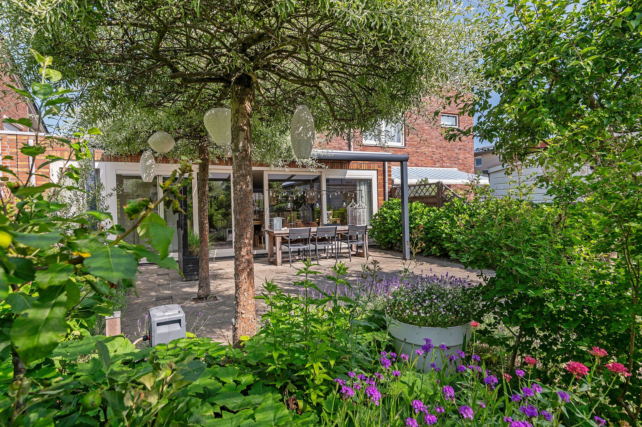 Foto 39 van Atletiekstraat 23