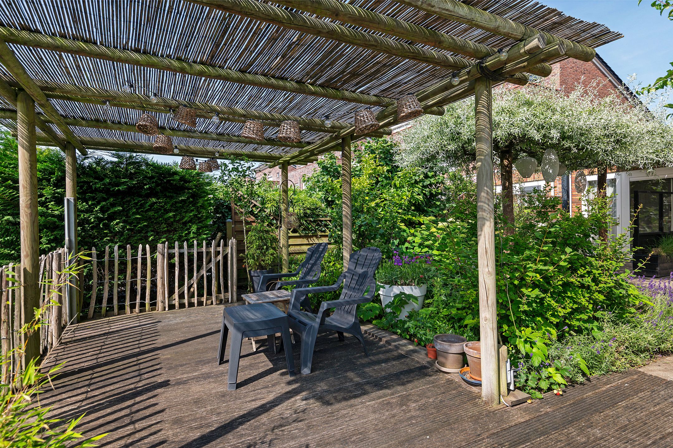 Foto 42 van Atletiekstraat 23