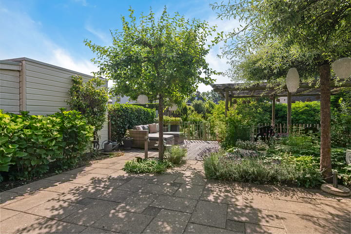 Foto 44 van Atletiekstraat 23