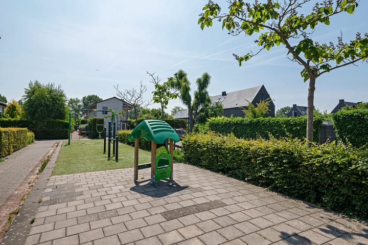 Foto 51 van Atletiekstraat 23