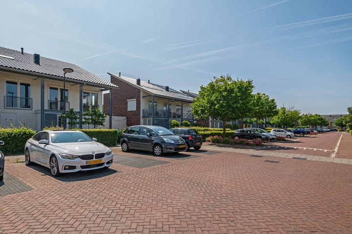 Foto 54 van Atletiekstraat 23