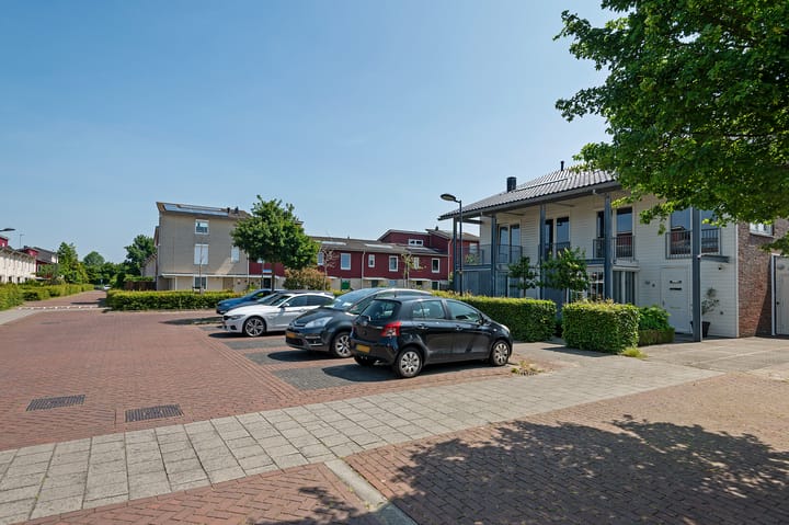 Foto 55 van Atletiekstraat 23