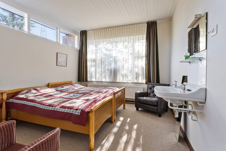 Foto 25 van Stationsweg 175