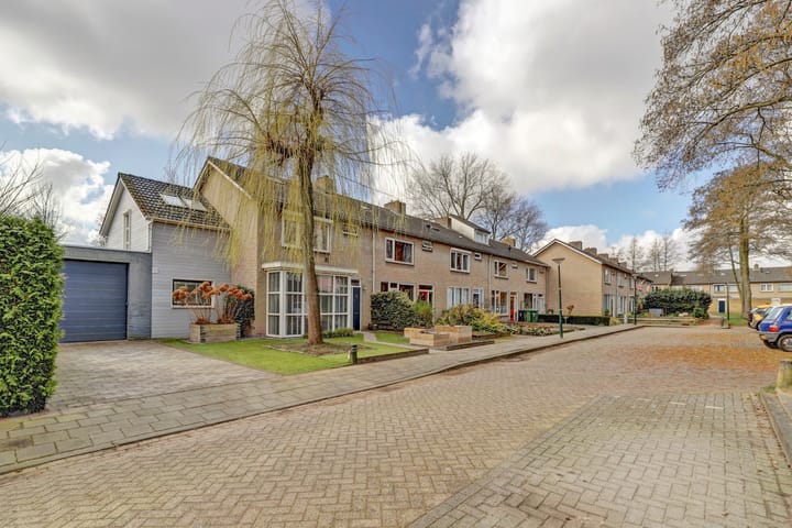 Foto 38 van Frederik van Eedenlaan 6