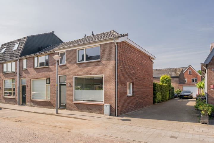 Foto 34 van Roemerstraat 19