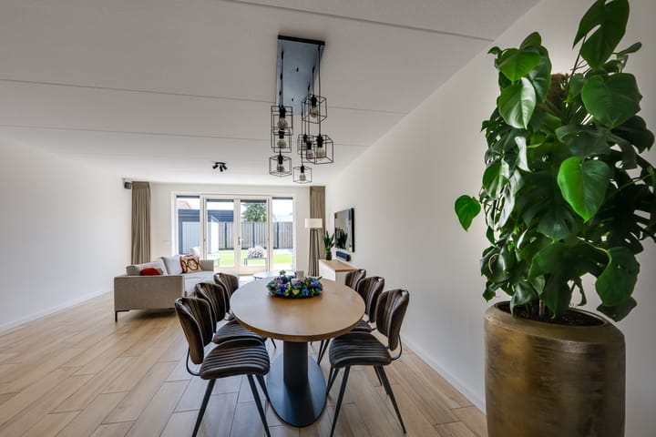 Foto 2 van Maximastraat 12