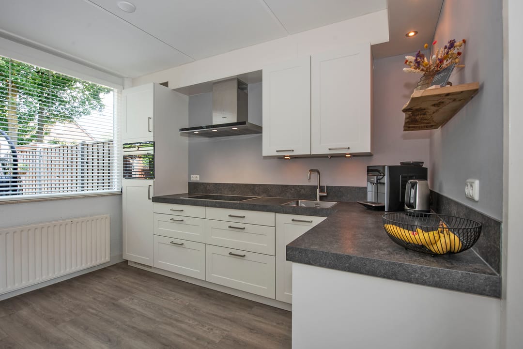 Foto 8 van Nieuwenhuisstraat 12