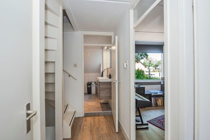 Foto 12 van Nieuwenhuisstraat 12