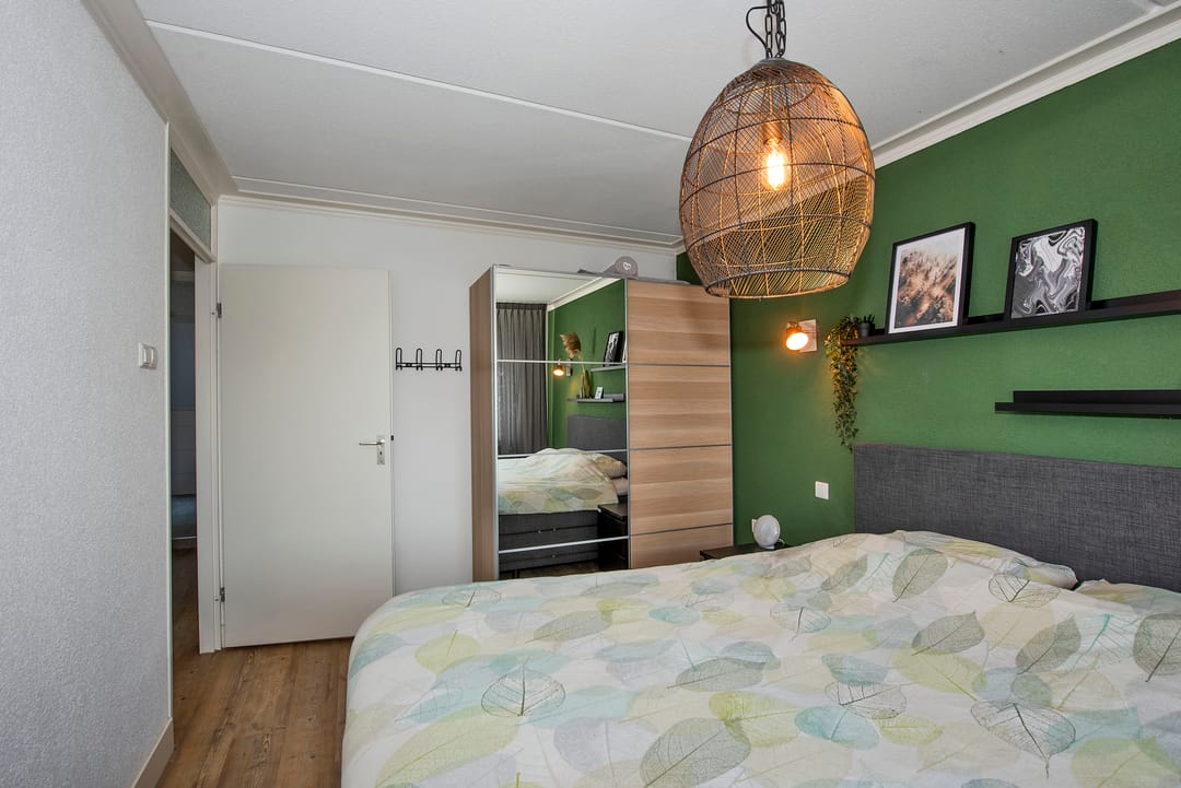 Foto 16 van Nieuwenhuisstraat 12