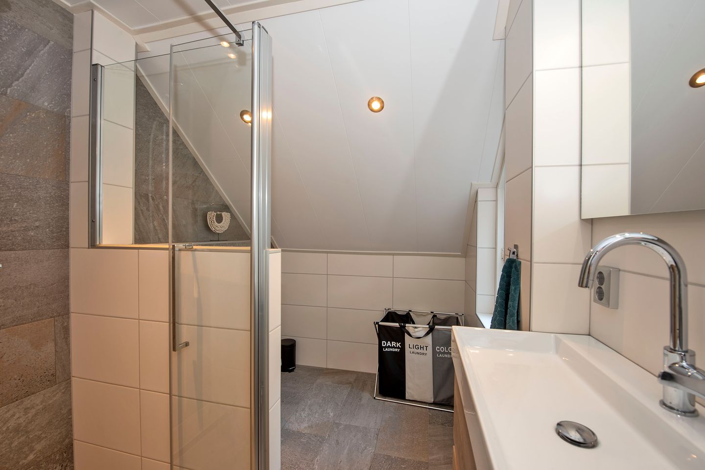 Foto 19 van Nieuwenhuisstraat 12