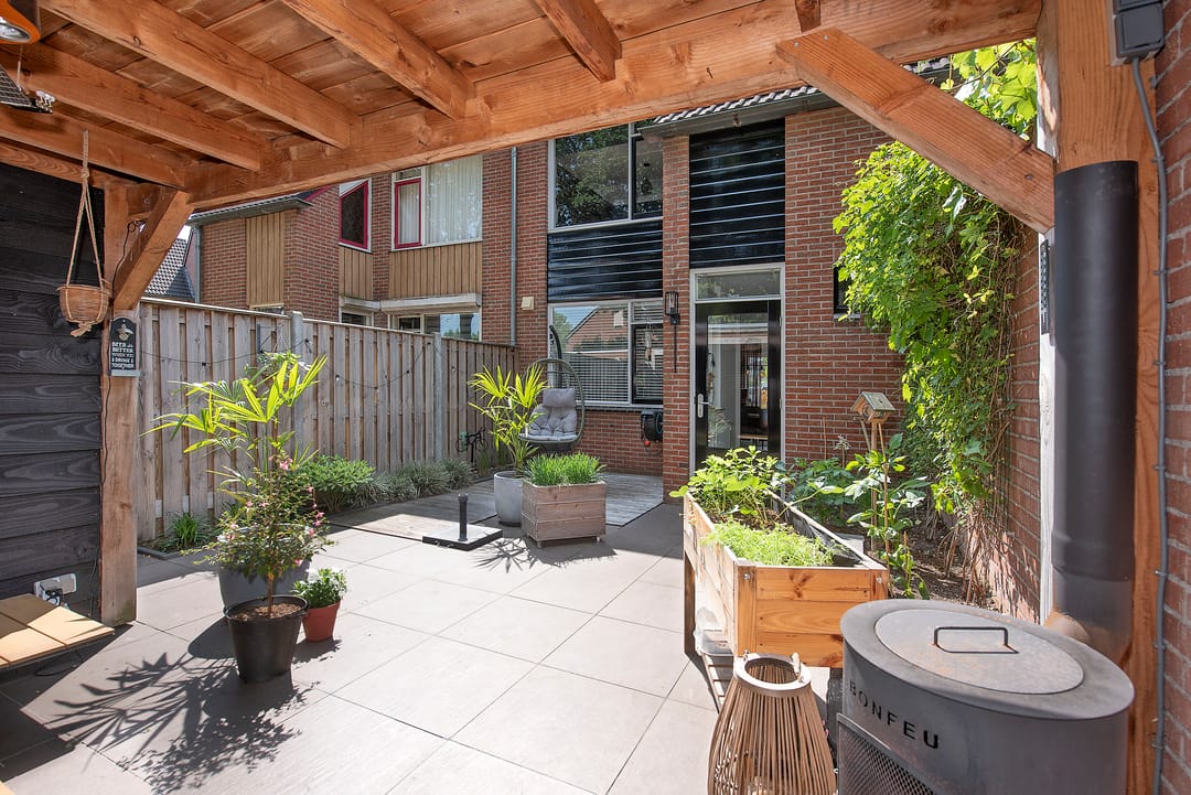 Foto 28 van Nieuwenhuisstraat 12