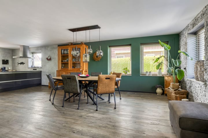 Photo 3 of Wemeweg 19-A