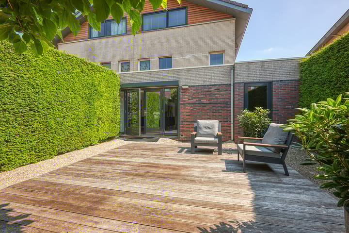 Foto 13 van Margaretha van Oostenrijklaan 4