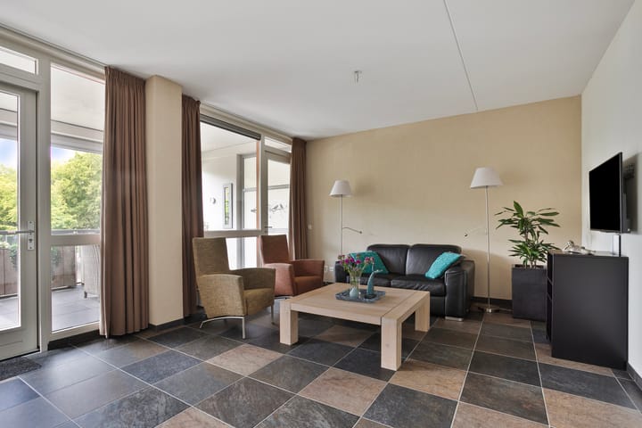 Photo 10 of Arnold van Rodelaan 83