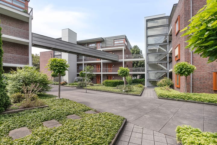 Photo 37 of Arnold van Rodelaan 83