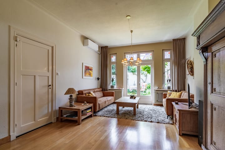 Photo 7 of Vondelstraat 4