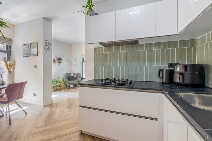 Foto 14 van Molenstraat 16-C