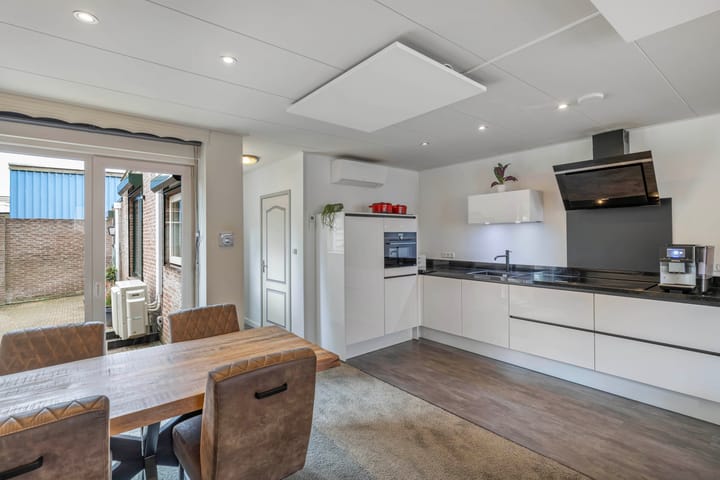 Photo 9 of Nieuwe Onnastraat 36