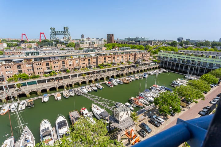 Foto 2 van Cargadoorskade 89