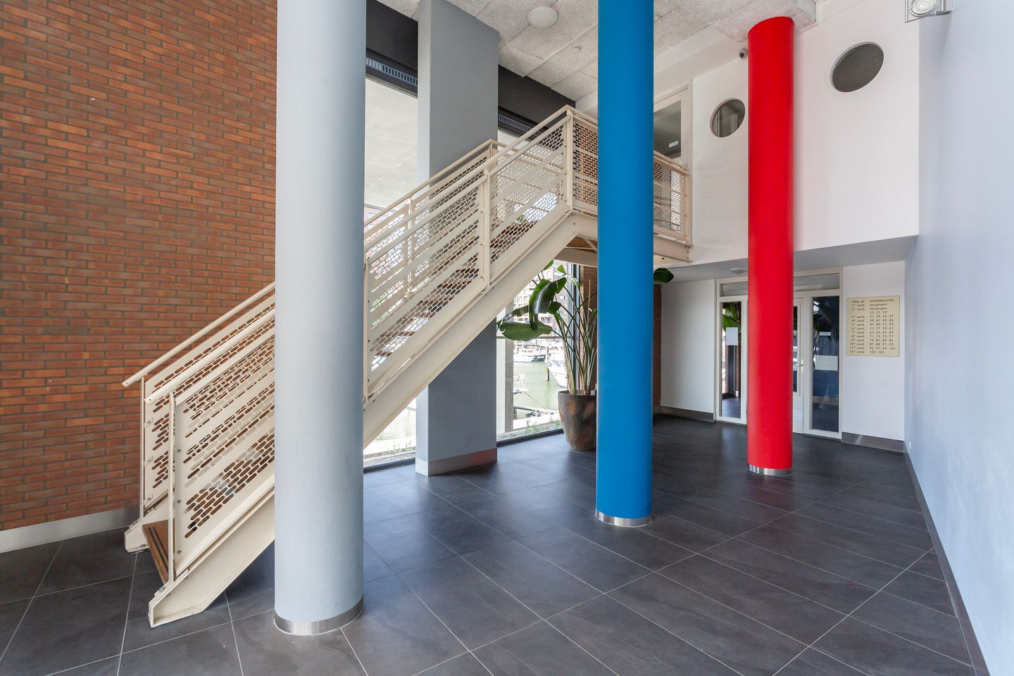 Foto 25 van Cargadoorskade 89