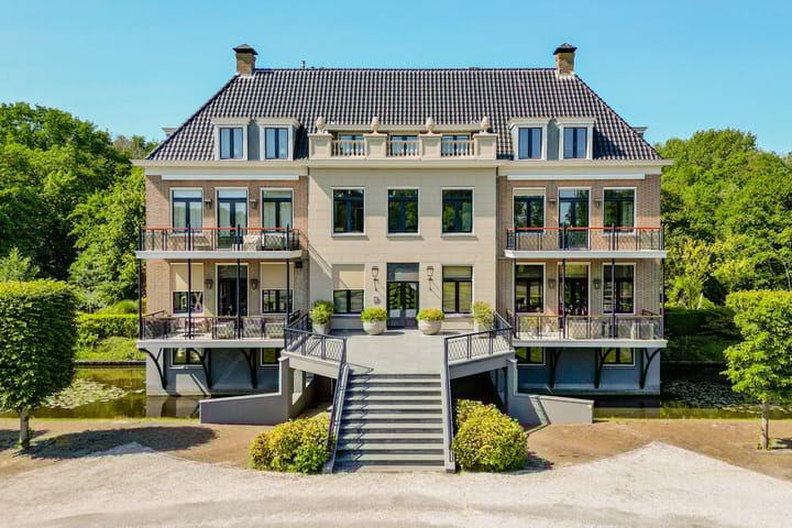 Photo 3 of Domburgseweg 41