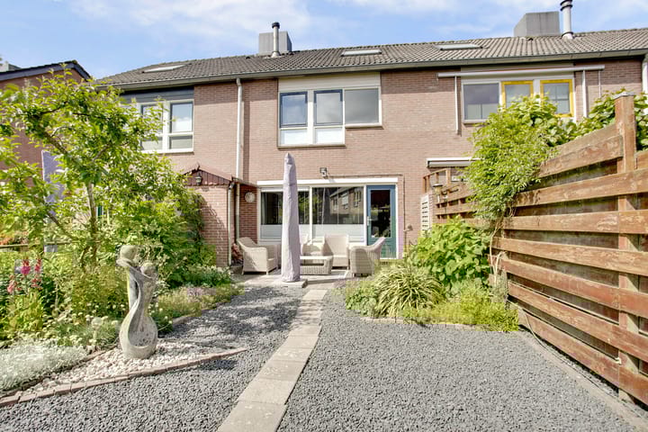 Foto 33 van De Voerbaan 9