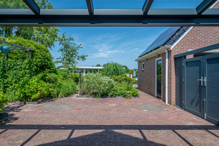 Photo 43 of Hoethslaan 32-B