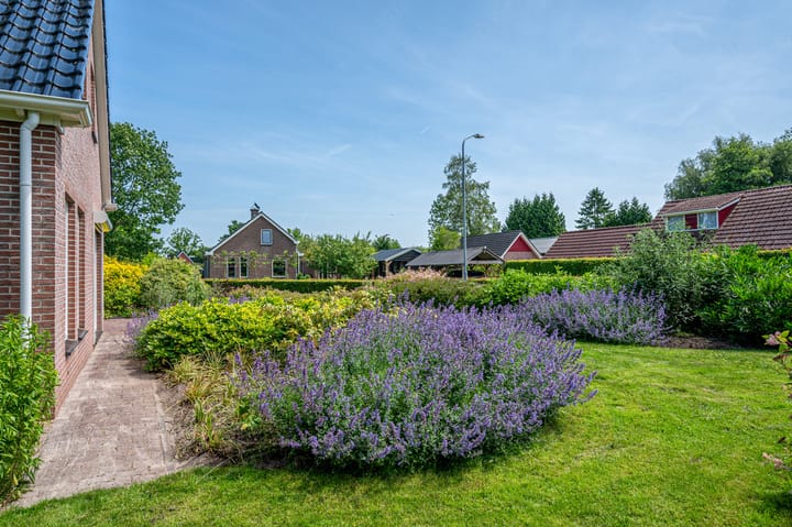 Photo 91 of Hoethslaan 32-B