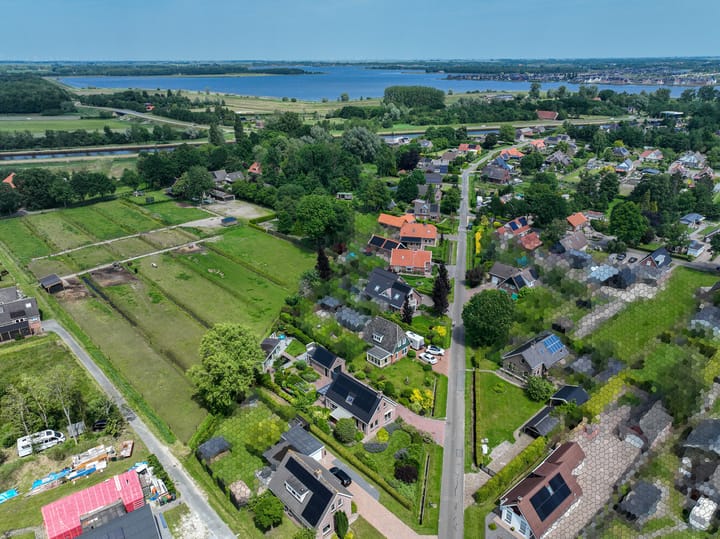 Photo 95 of Hoethslaan 32-B