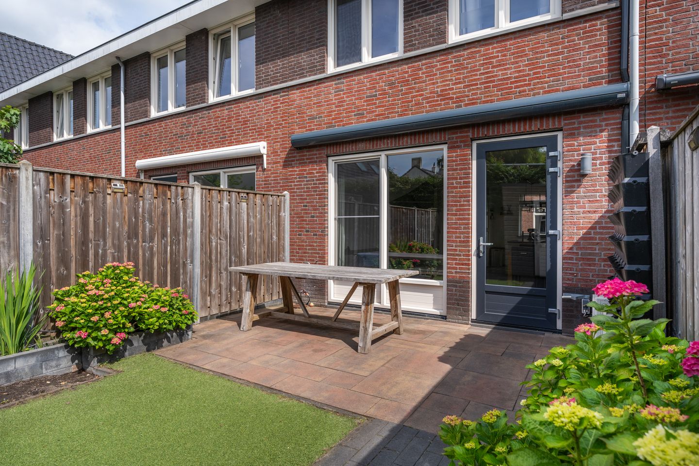 Foto 25 van Koningin Maximahof 22