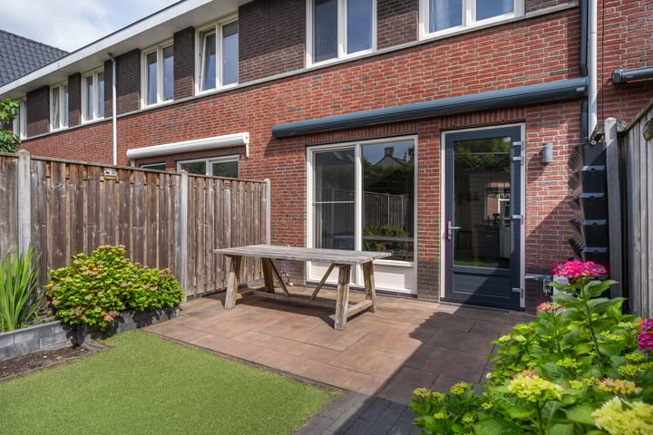 Foto 25 van Koningin Maximahof 22