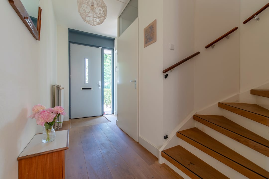 Photo 16 of Spitsbergenweg 47