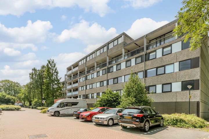 Foto 2 van Adelaartlaan 16