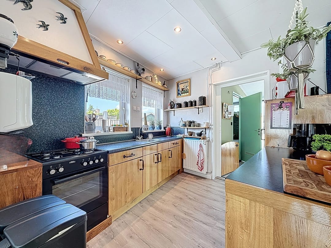 Foto 11 van Willemsweg 28