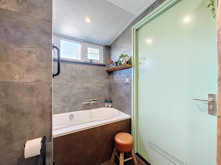 Foto 16 van Willemsweg 28