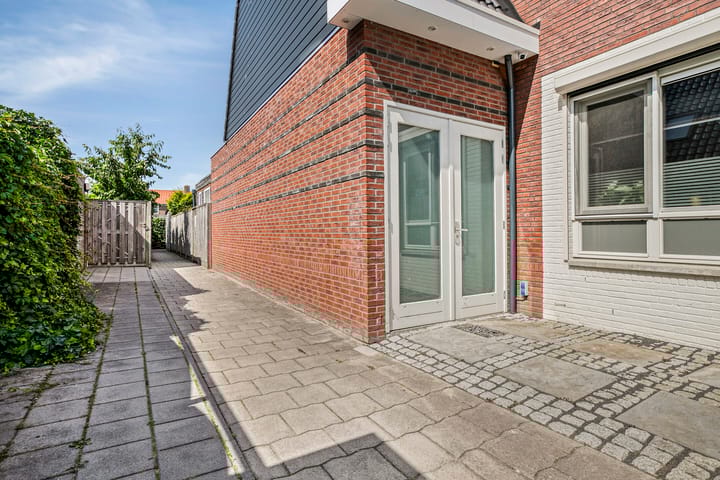 Photo 5 of Dutry van Haeftenstraat 15