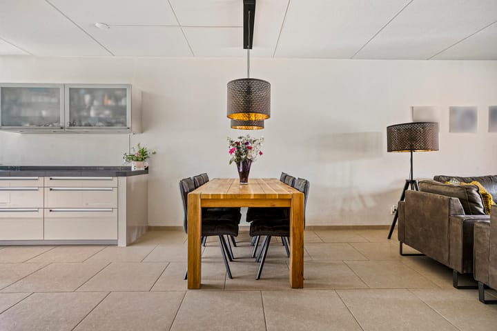 Photo 11 of Dutry van Haeftenstraat 15