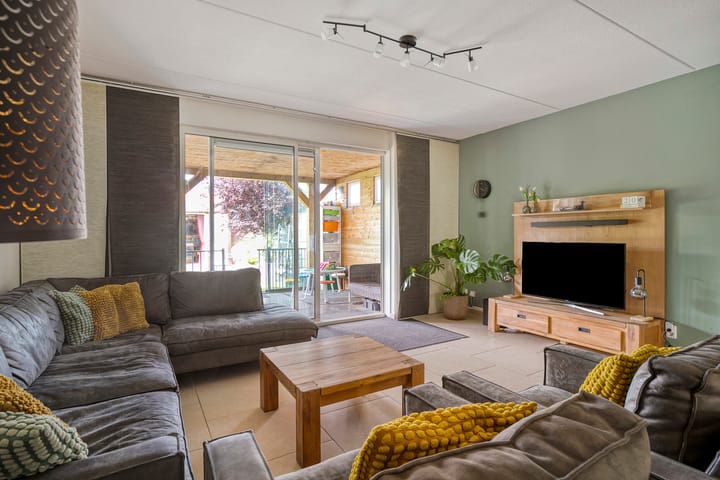 Photo 12 of Dutry van Haeftenstraat 15