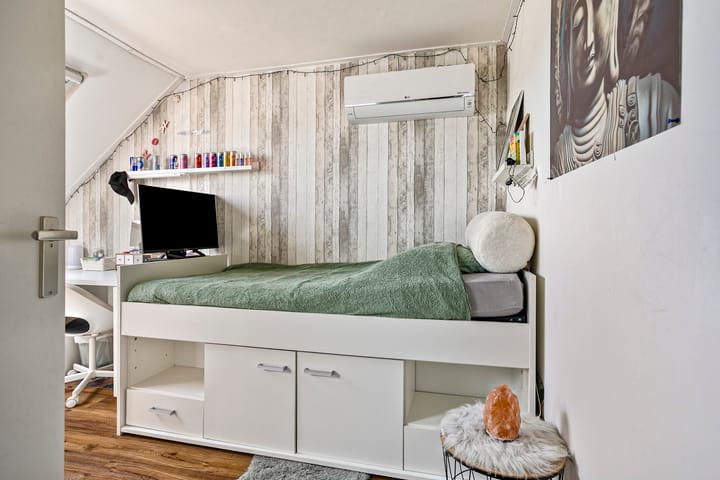 Photo 38 of Dutry van Haeftenstraat 15