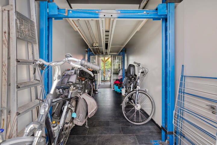 Photo 41 of Dutry van Haeftenstraat 15