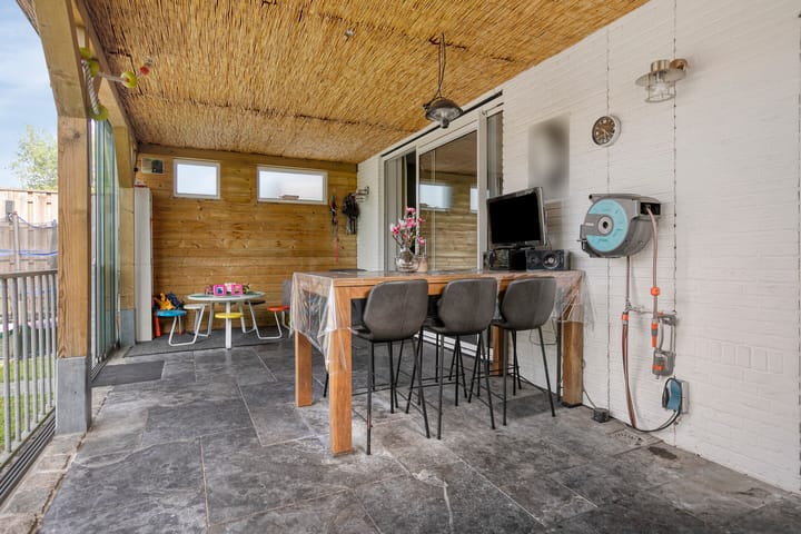 Photo 42 of Dutry van Haeftenstraat 15