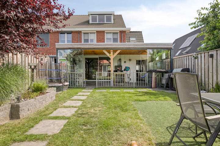 Photo 47 of Dutry van Haeftenstraat 15