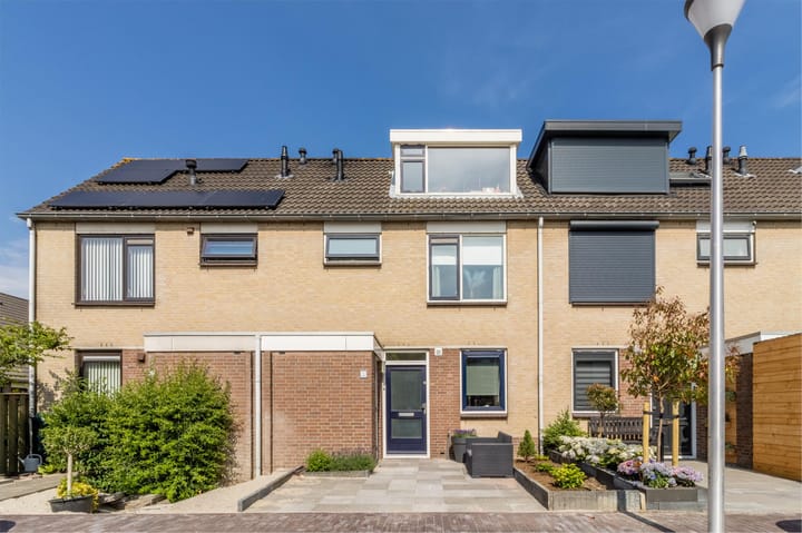 Foto 1 van Aagje Dekenstraat 3