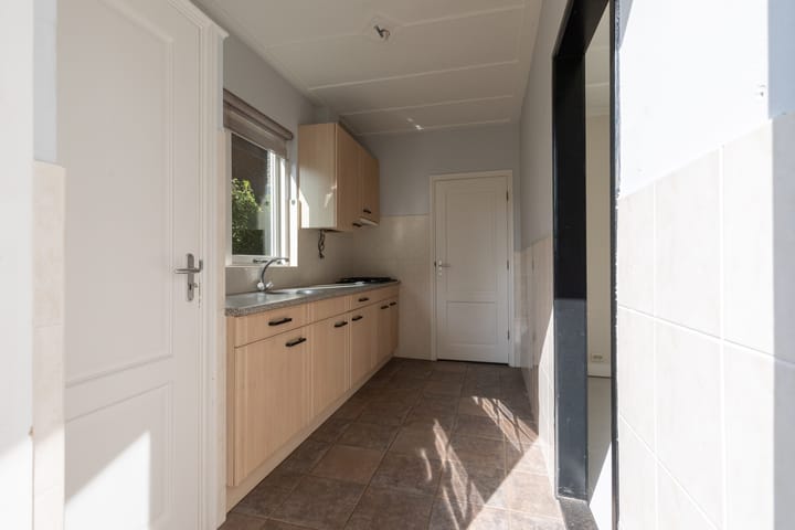 Foto 15 van Tulpenstraat 1-A