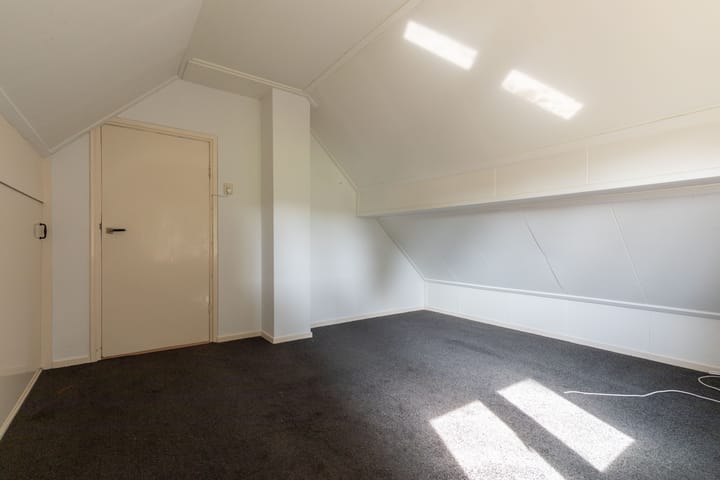 Foto 28 van Tulpenstraat 1-A